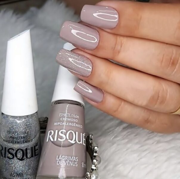 Esmalte Nude Acinzentado