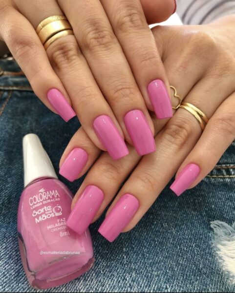 esmalte rosa claro