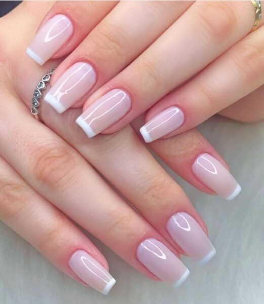 unhas francesinhas