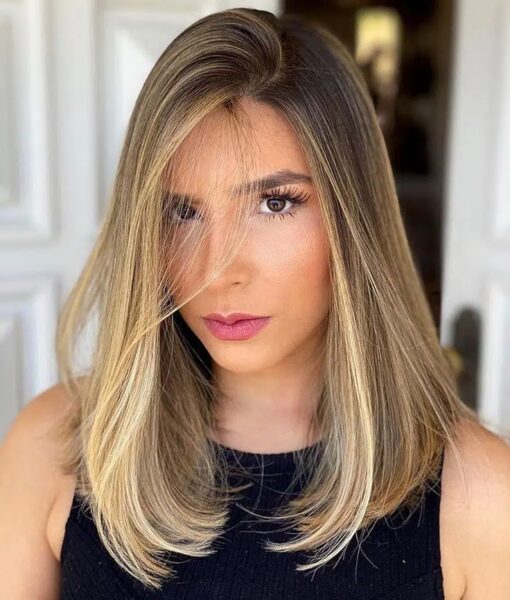 Corte de Cabelo Médio Feminino